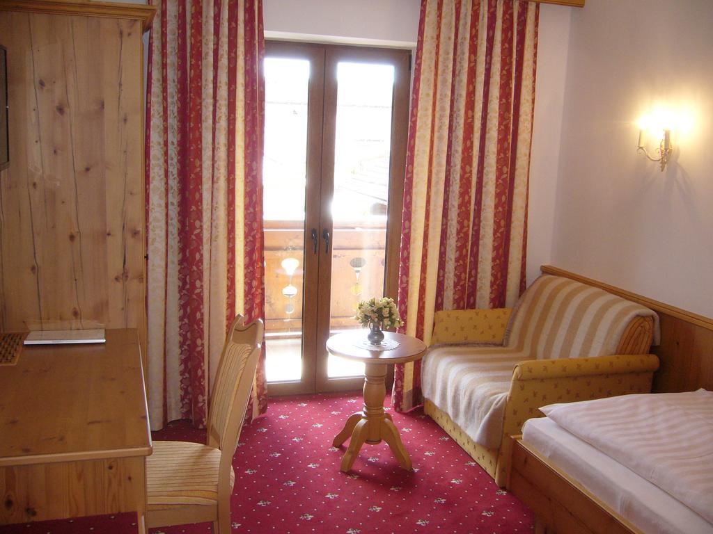 Alpenhotel Pfaffenwinkel Peiting Zimmer foto
